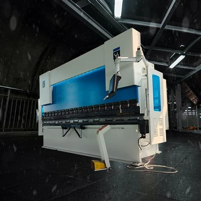 Phanh báo chí thủy lực 200 tấn